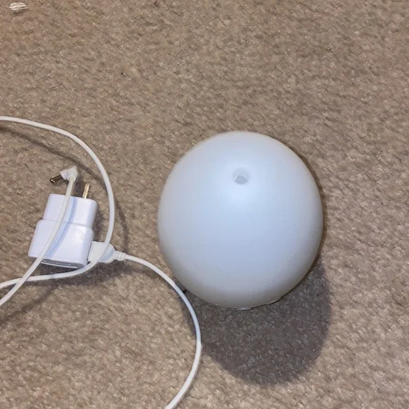 Egg shaped humidifier - Picture 2 of 2